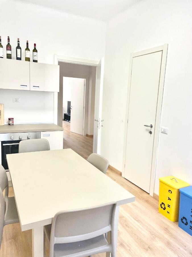 Camera Con Bagno Privato - Zona Bocconi Milão Exterior foto